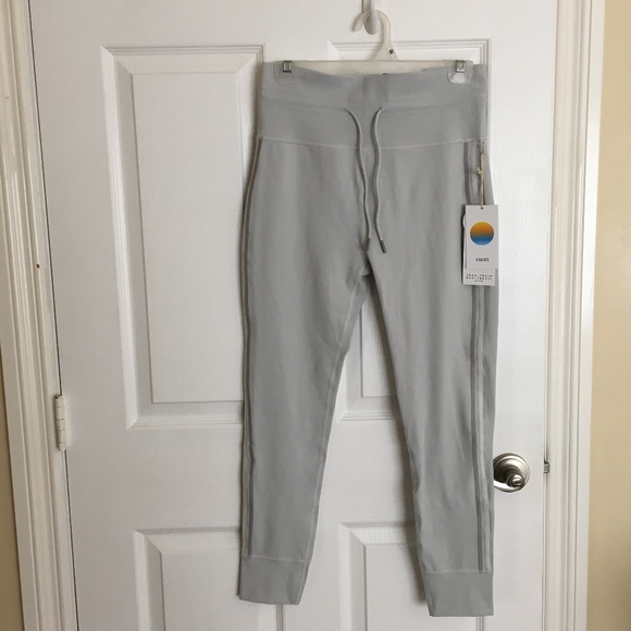 Vuori Pants - NWT Vuori Daily Legging Mineral sz L